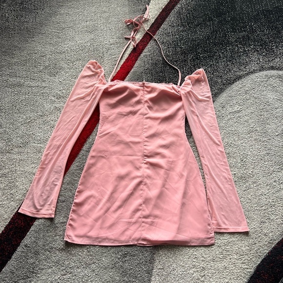 Princess Polly Pink Dyer Bell Long Sleeve Halter Ruched Bust Mini Dress - Picture 5 of 5